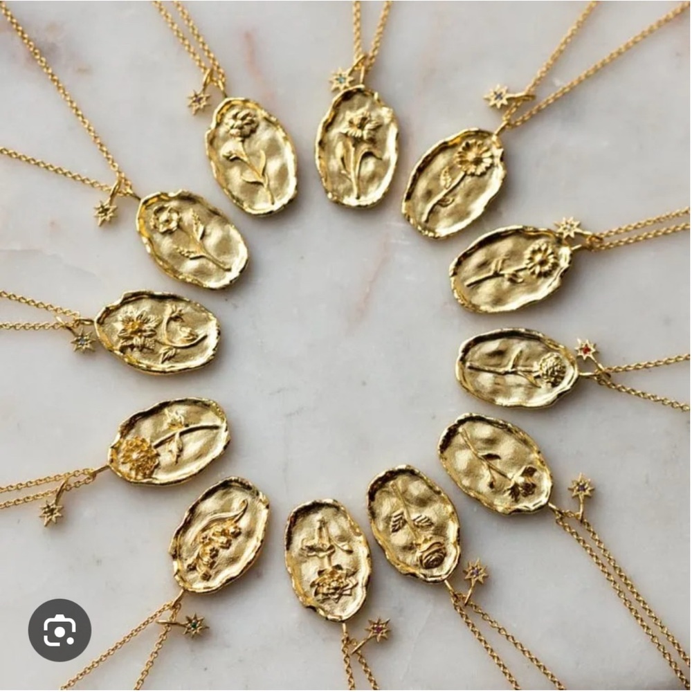 Local Eclectic birthflower necklace